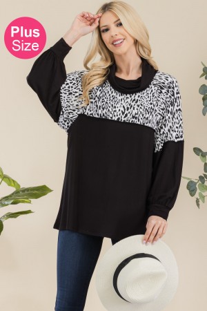 CT43866B-PL<br/>PLUS ANIMAL PRINT CONTRAST TOP WITH HIGH NECK