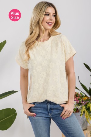 CT43895A-PL<br/>PLUS DAISY FLORAL TOP WITH SHORT SLEEVES