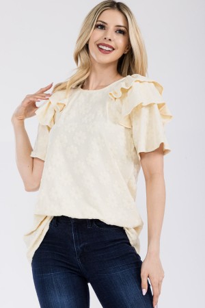 CT43901A<br/>DAISY FLORAL TOP WITH RUFFLE LAYERED SHOULDER SLEEVES